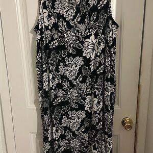 Floral Black and White Sleeveless Dress